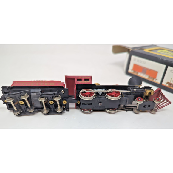 VINTAGE BACHMANN HO 4-4-0 CENTRAL PACIFIC JUPITER #0670 ~ in box Lighted - Picture 6 of 6